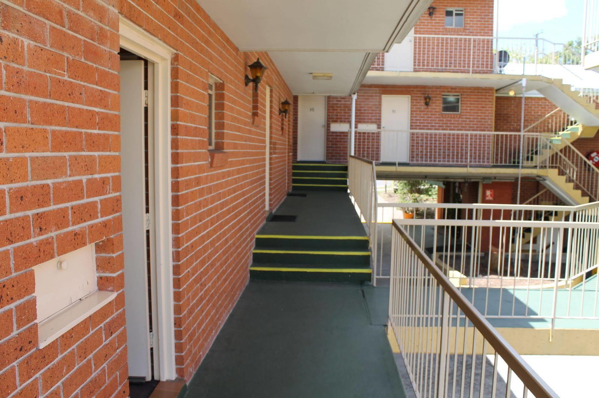 Greenslopes Motor Inn Brisbane Exterior photo